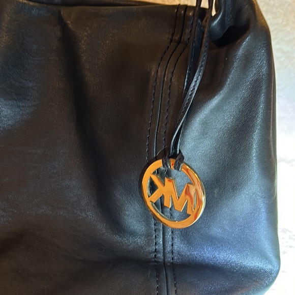 Michael Kors purse - Picture 3 of 6